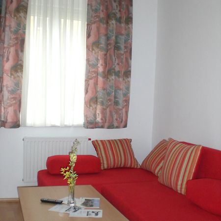 Privatzimmer Familie Wagner Pöchlarn Exterior foto